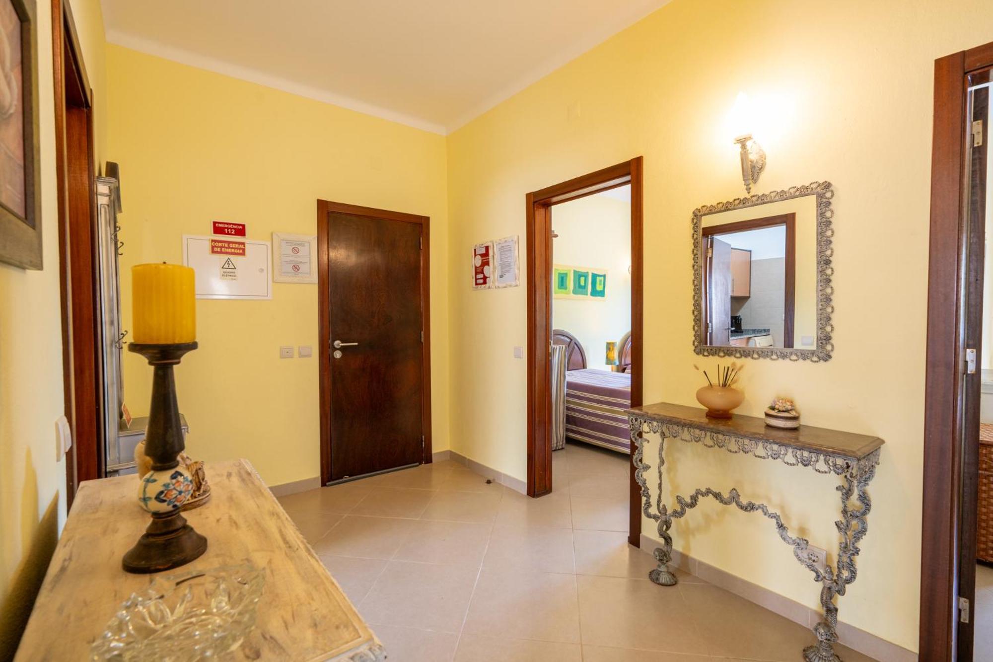 Casa Branca Apartment อาร์มาซอง เด เปรา ภายนอก รูปภาพ
